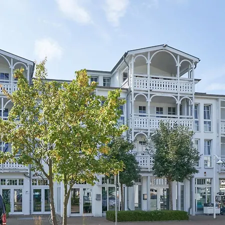 Apartment Mit Balkon Und Freizeitangeboten In *
